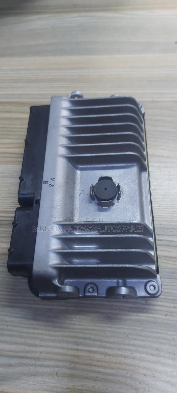 Engine Computer Toyota Harrier 2015 - thumbnail 2