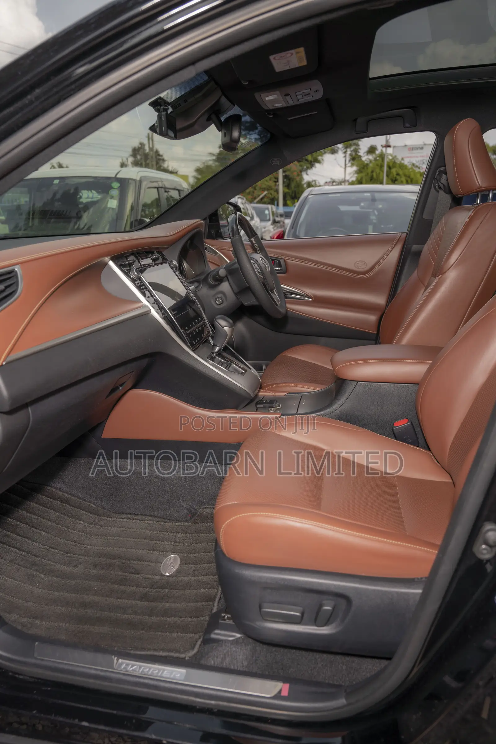 Toyota Harrier 2.0 2019 Black