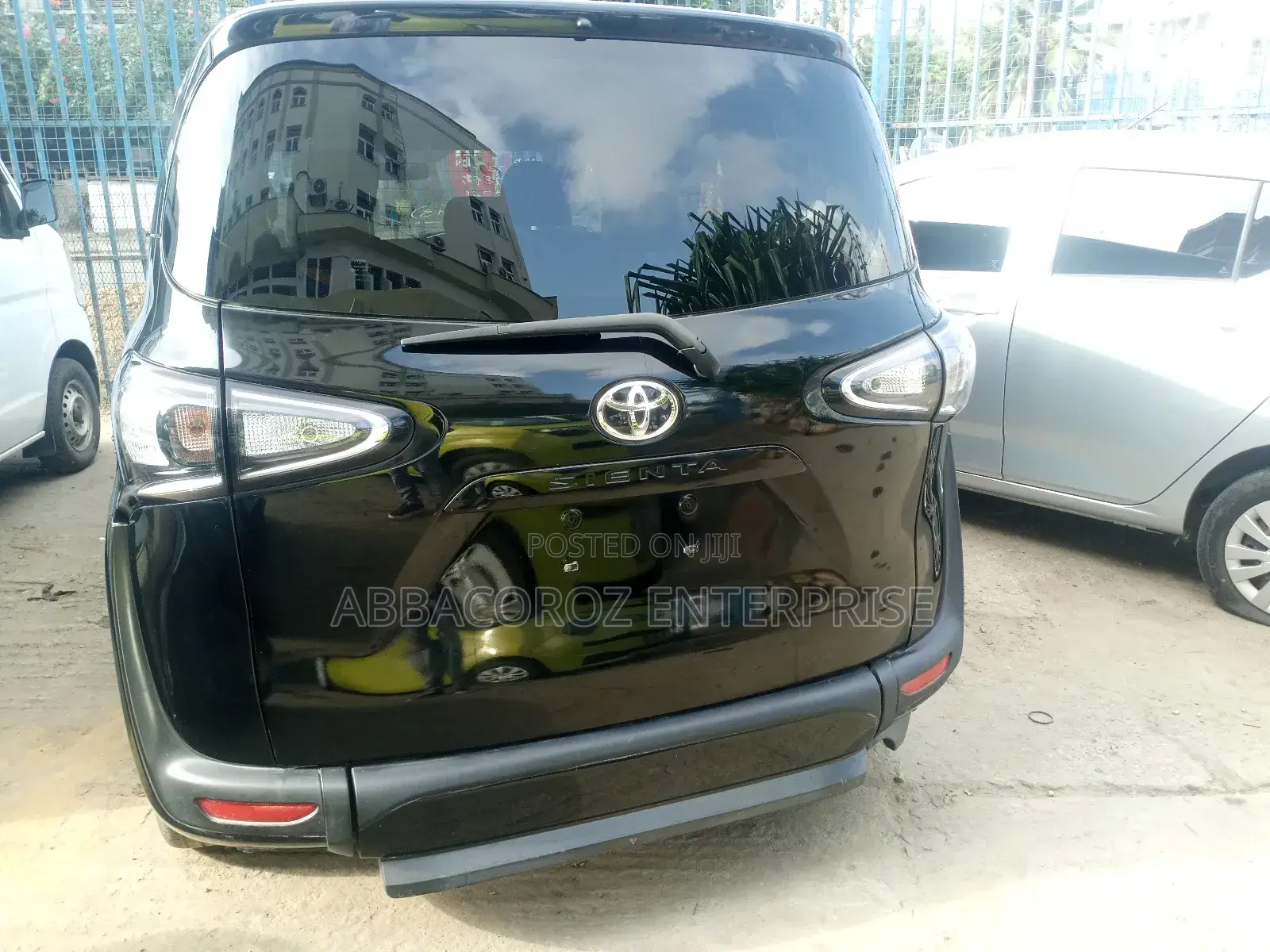 Toyota Sienta 1.5 AWD (6-seater) 2019 Gray