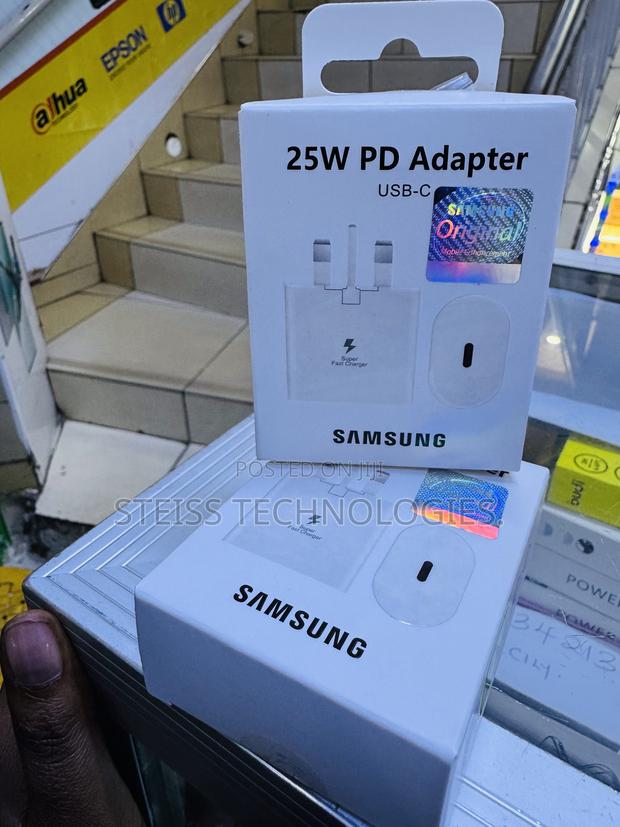 25w White Type C Adapter - thumbnail 3