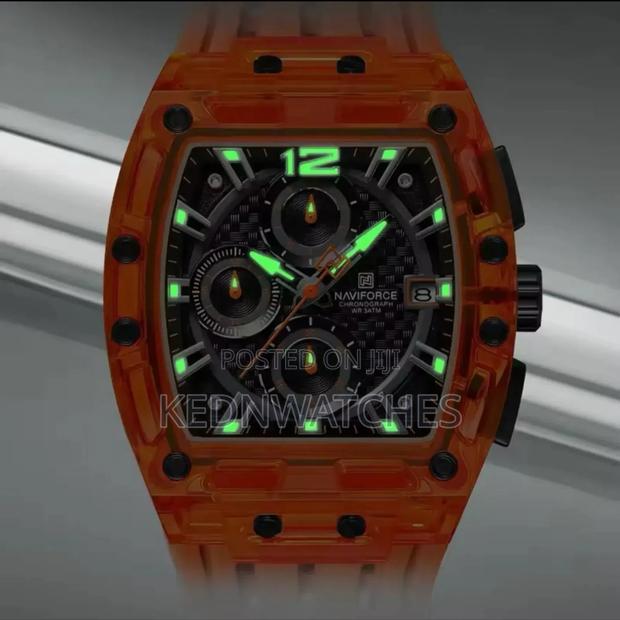 Men’S Waterproof Sports Watch With Silicon Straps - thumbnail 2