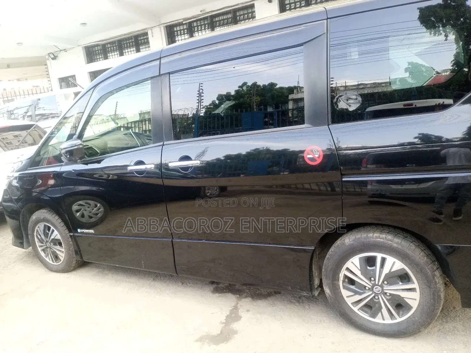 Nissan Serena 2019 Black