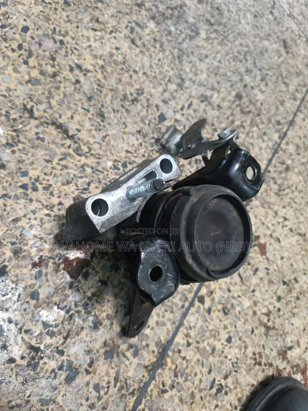 Engine Mount For Voxy,Noah - thumbnail 3