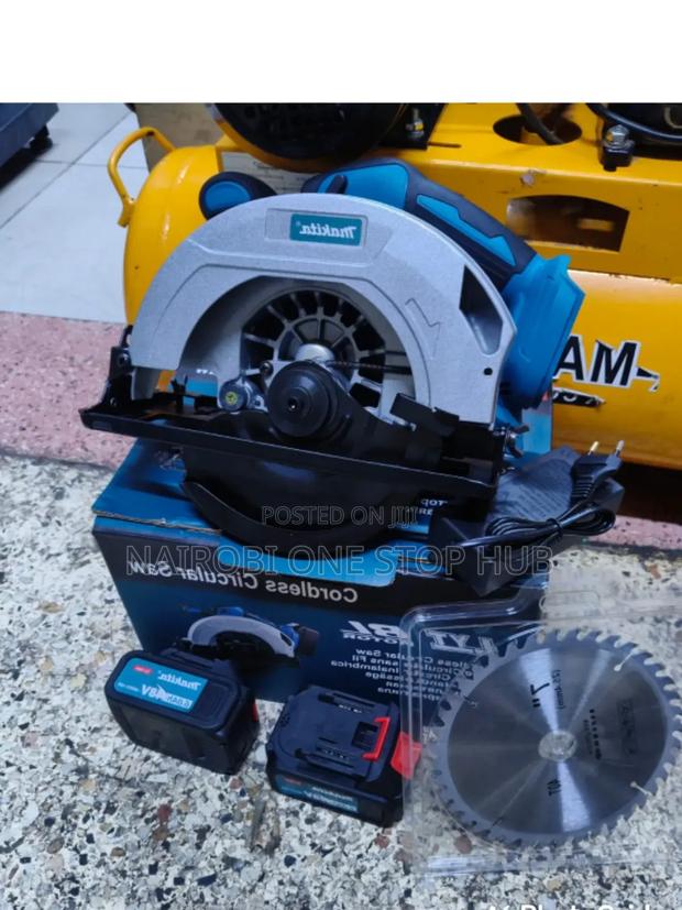 Makita Circular Saw - main view