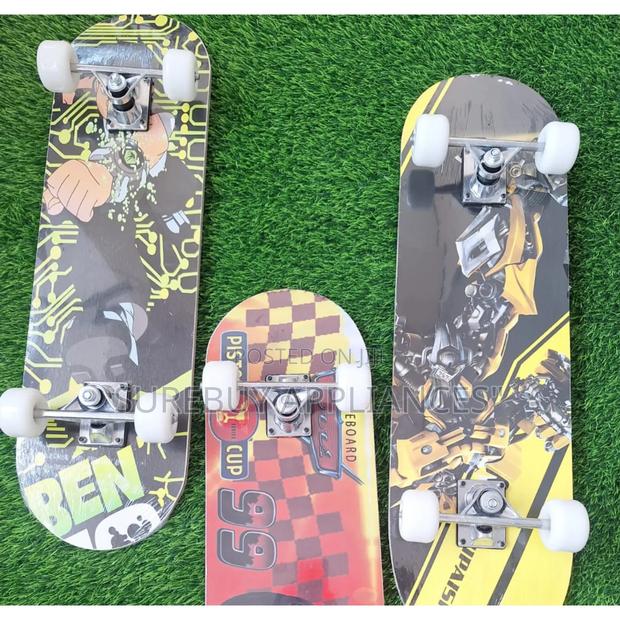 Skateboard With Rubber Wheels - main view