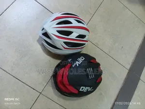25de Deviate Cycling Bike Light Weight Helmet Bicycle Helmet