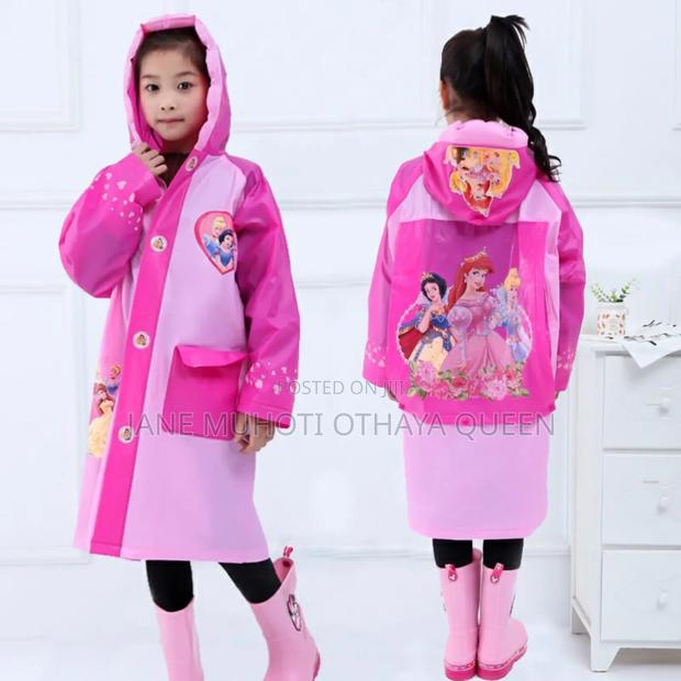 *Inflatable Brim Kids Disney Cartoon Themed Raincoats,
