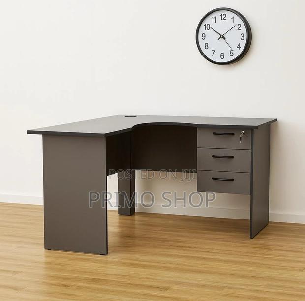 Office Desk : Curved Office Desk – Solid Wood - thumbnail 7