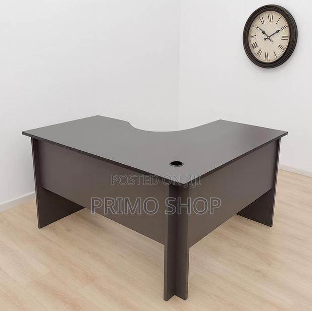 Office Desk : Curved Office Desk – Solid Wood - thumbnail 6