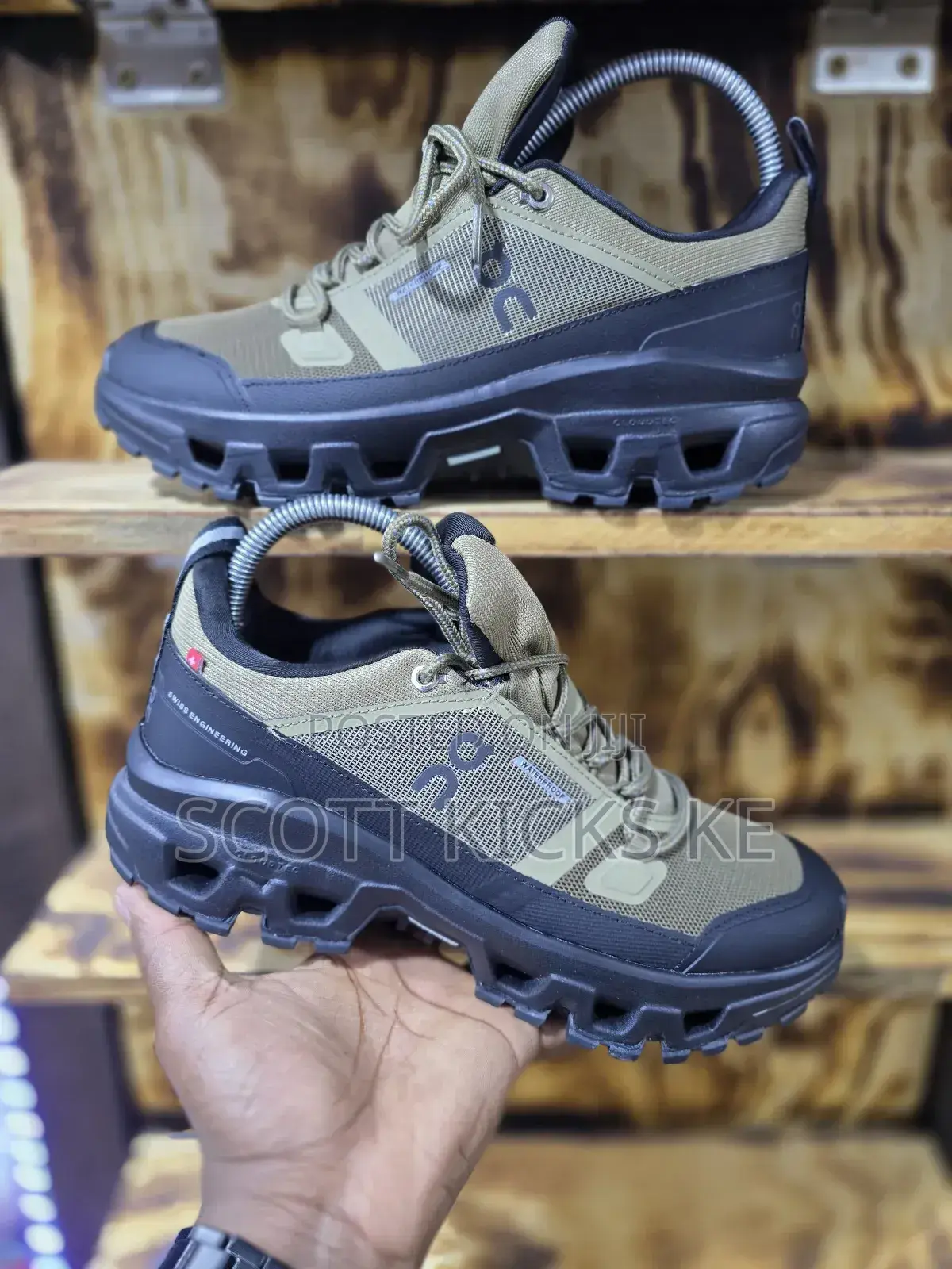 Qc(On Cloud) Low Waterproof