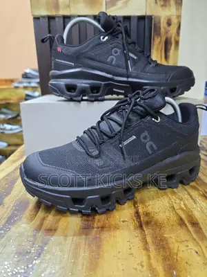 Qc(On Cloud) Low Waterproof