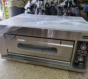 Single Dec Oven 2 Tray