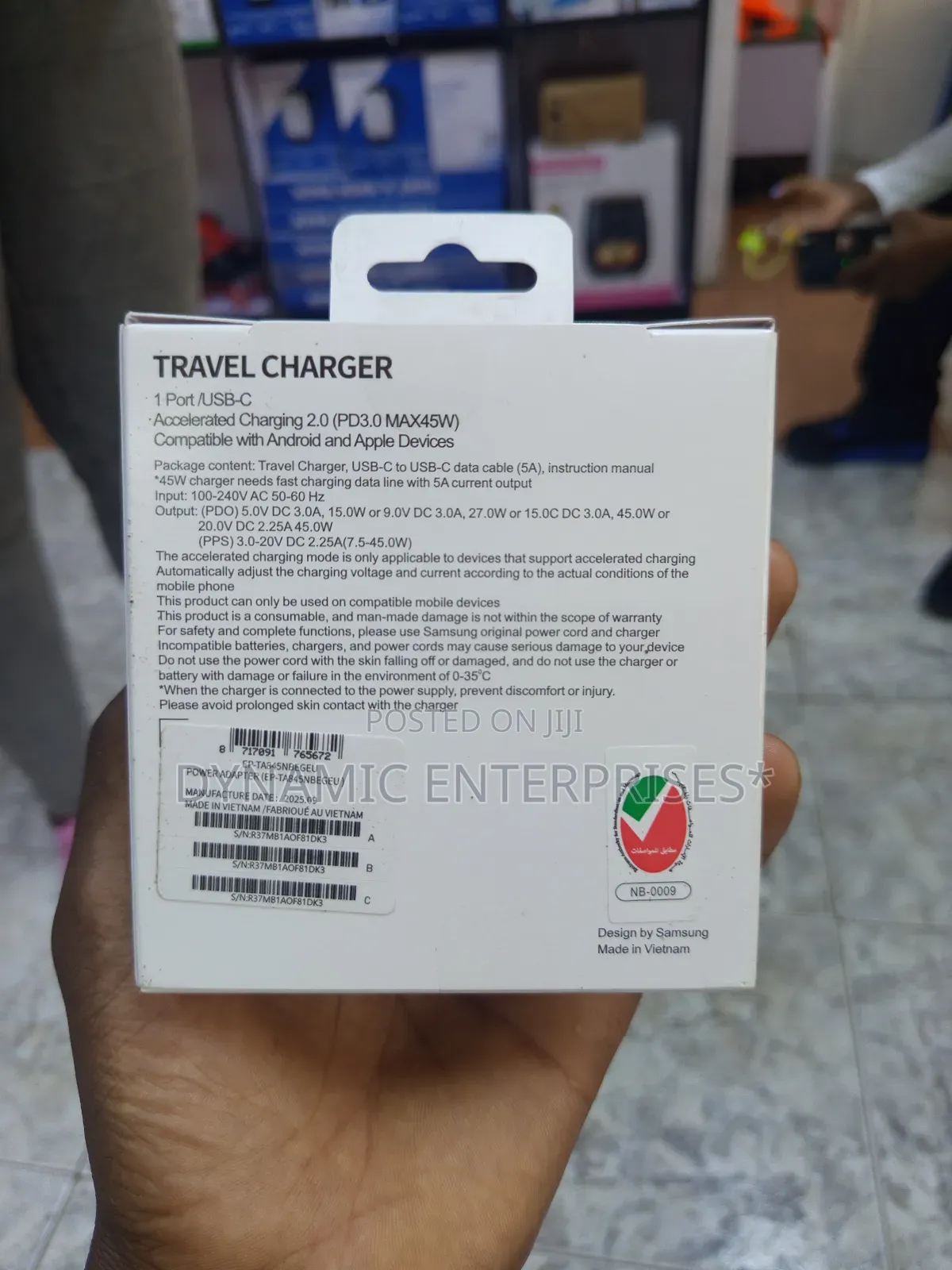 Samsung 45w Charger With a Usb-C to Usb-C Cable (5a)