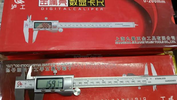 Messuring Caliper Digital Upto 200mm
