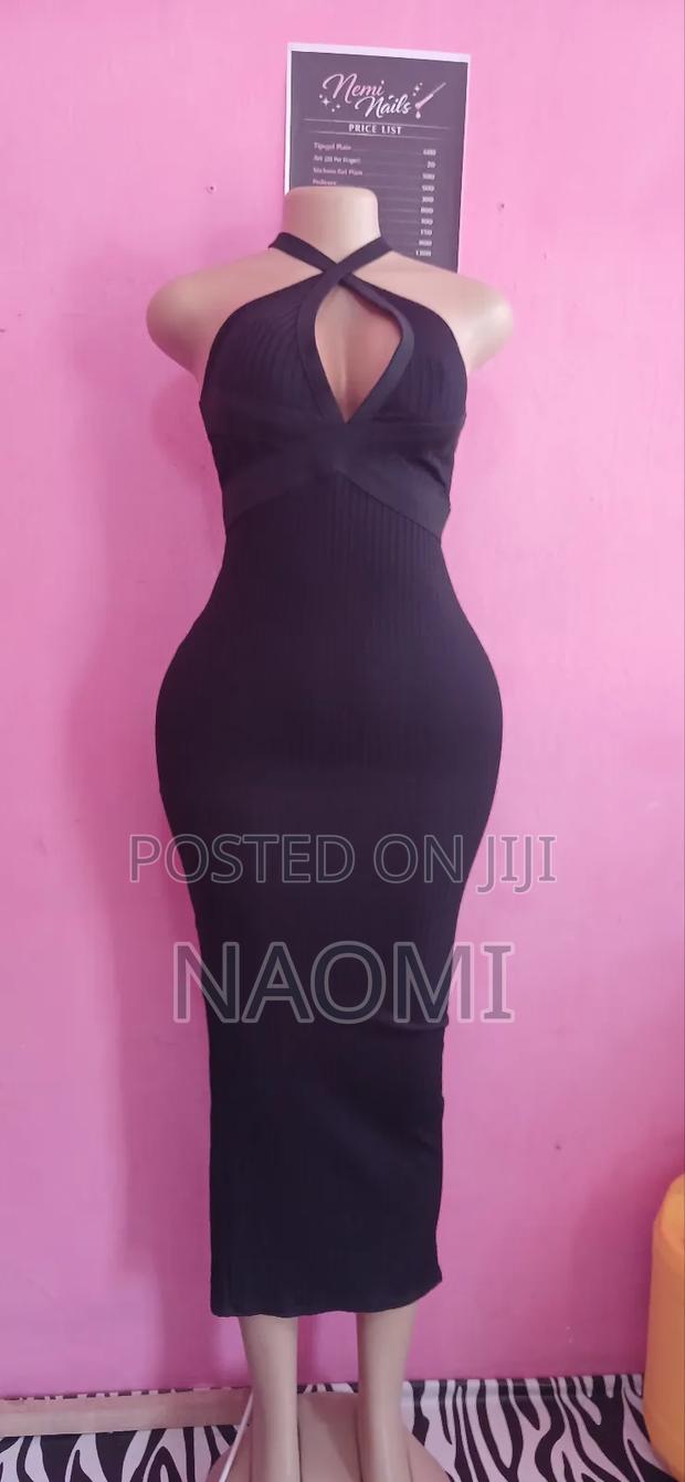 Ladies Closet - thumbnail 2