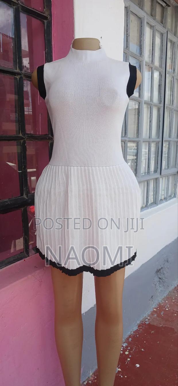 Ladies Closet - thumbnail 4