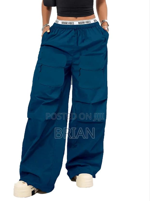 Retailer Clothe Seller - thumbnail 5