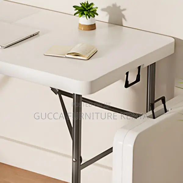 Plastic Foldable Home Office Meeting Table
