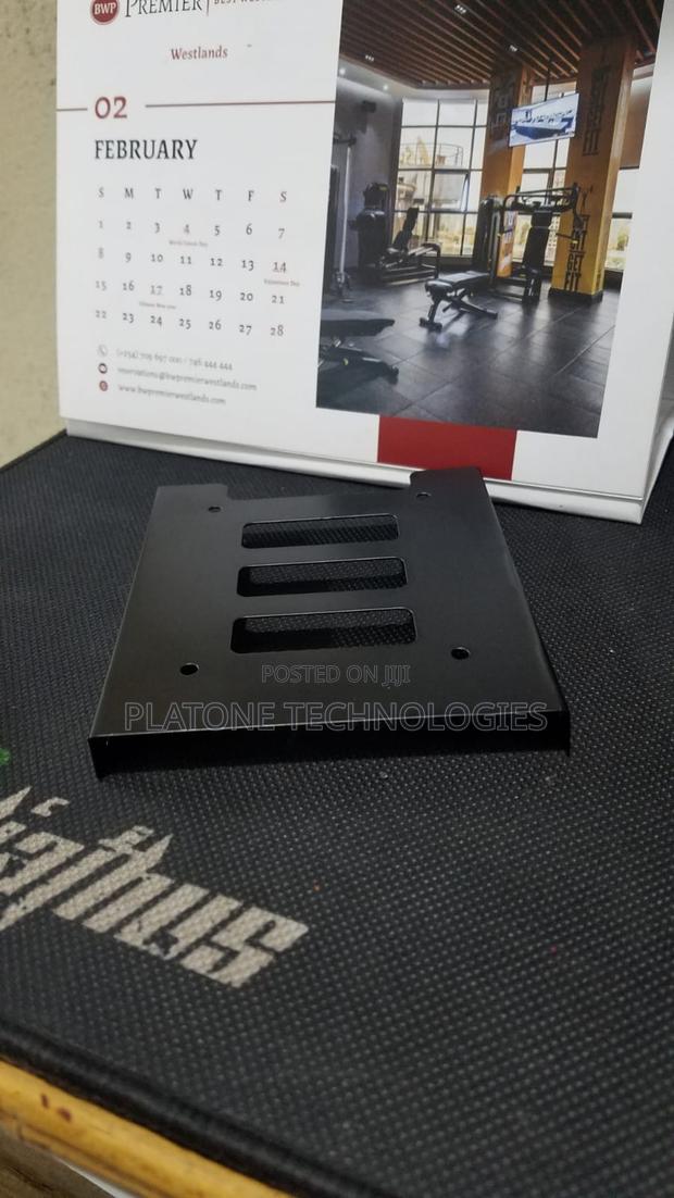 2.5" to 3.5" SSD/HDD Mounting Bracket - thumbnail 5