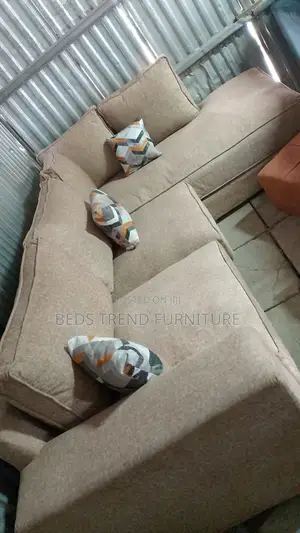 Spacious Warm 6 Seater L Sofa
