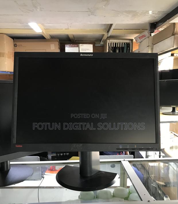 24" Lenovo Thinkvision Monitor - Fhd, Ultra-Slim, Dual Display Ready