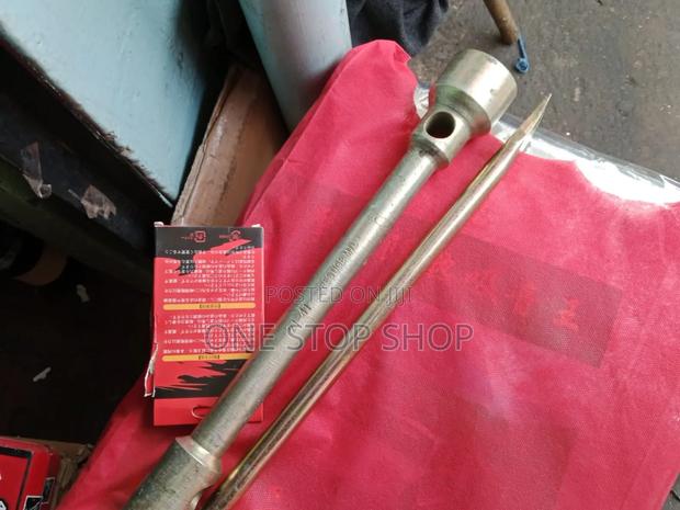 Heavy Duty 21_41 Canter Wheel Spanner - main view