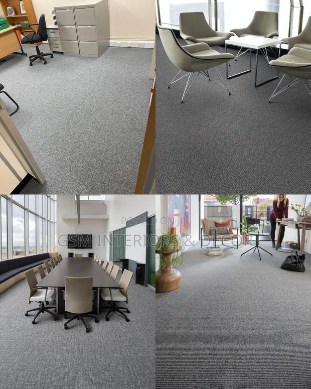 Light Grey and Dark Grey Wall to Wall Carpets 4mw/M2