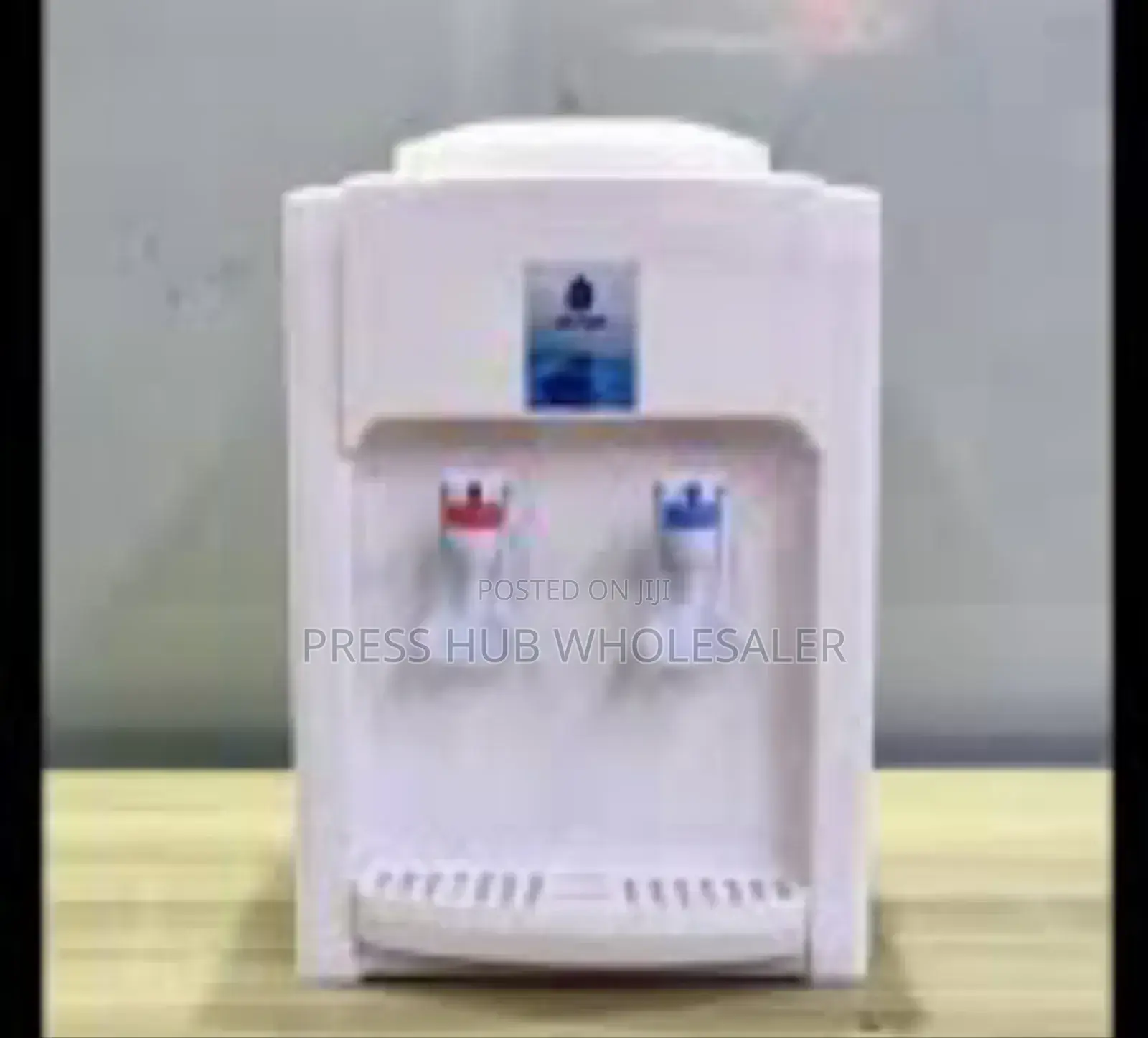 Nunix Table Top Hot and Normal Water Dispenser. ; 