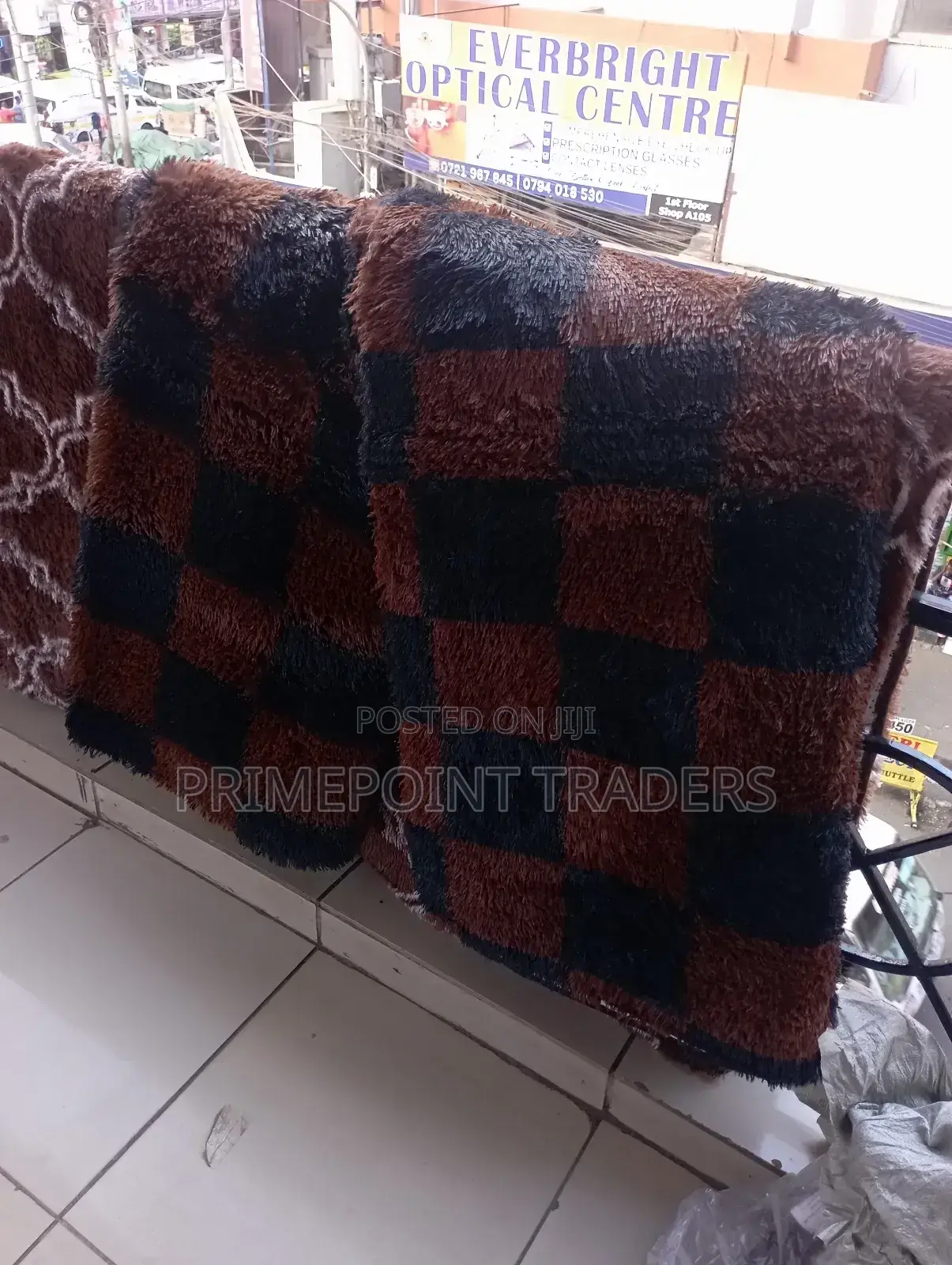 Fluffy Carpet 7 by 10 With Exceptional Softness