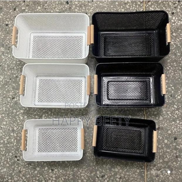 *3 PCS Set Modern Hard Plastic Storage Basket With Wooden Handle - thumbnail 3