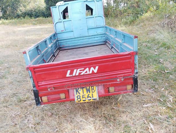 Lifan 2018 Red