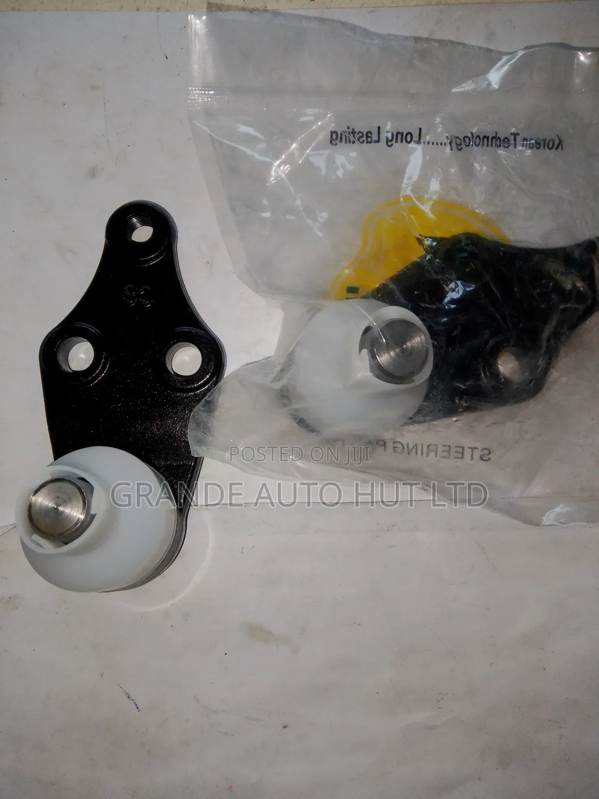 Front Ball Joint for Kia Sorento 2015 (Yebi Brand)