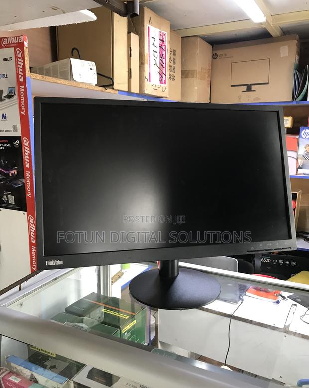 Lenovo Thinkvision 22" Compact Desktop Monitor - Vga Display