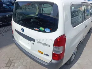 Toyota Probox 1.5 Hybrid GL 2019 White