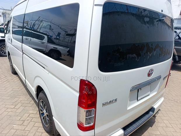 Toyota Grand HiAce 2019 White - thumbnail 7