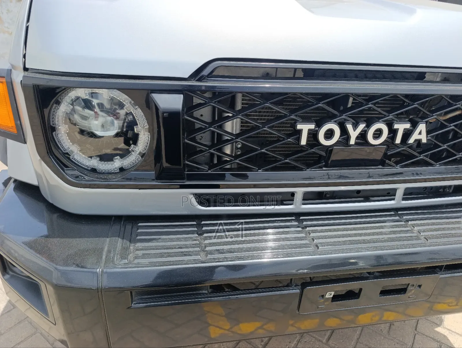 Toyota Land Cruiser 4.0 V6 GXR 2019 Gray