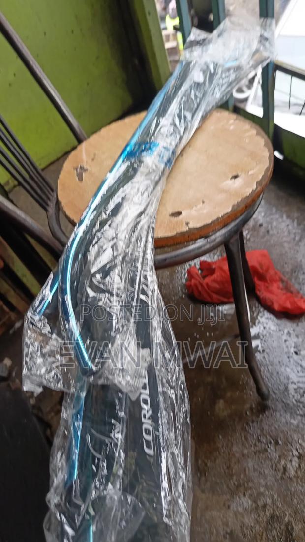 Windbreakers Available Toyota 110 - thumbnail 3