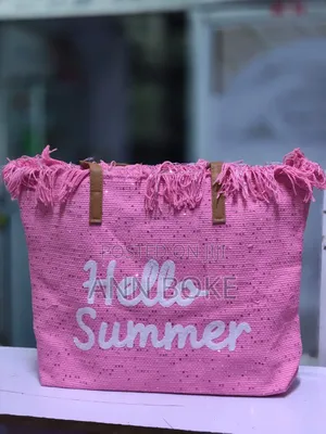 Big Capacity Summer Bag
Has a Zipper
 Very Good Quality 

