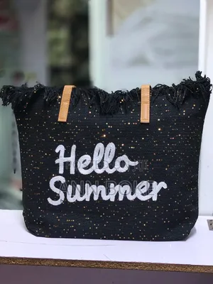Big Capacity Summer Bag
Has a Zipper
 Very Good Quality 
