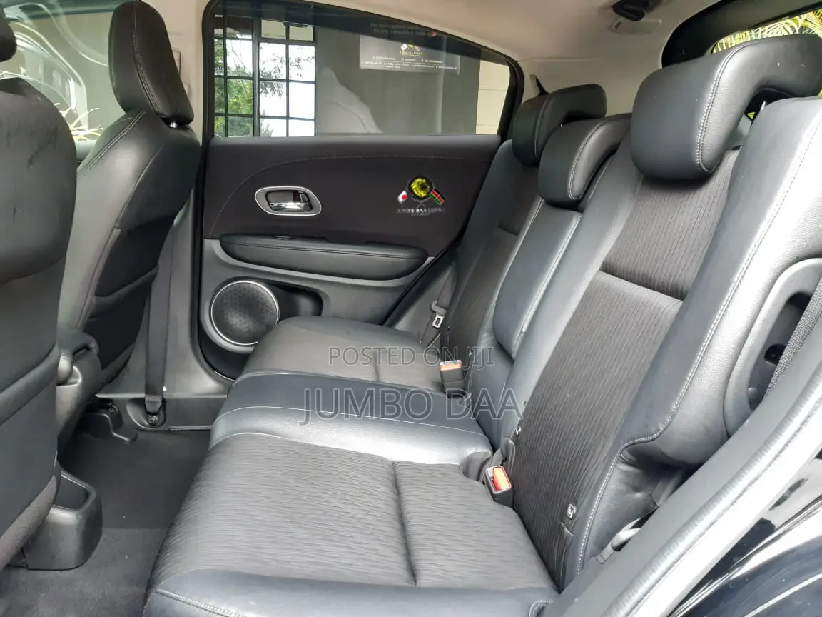 Honda Vezel 1.5 Hybrid 2WD 2018 Black