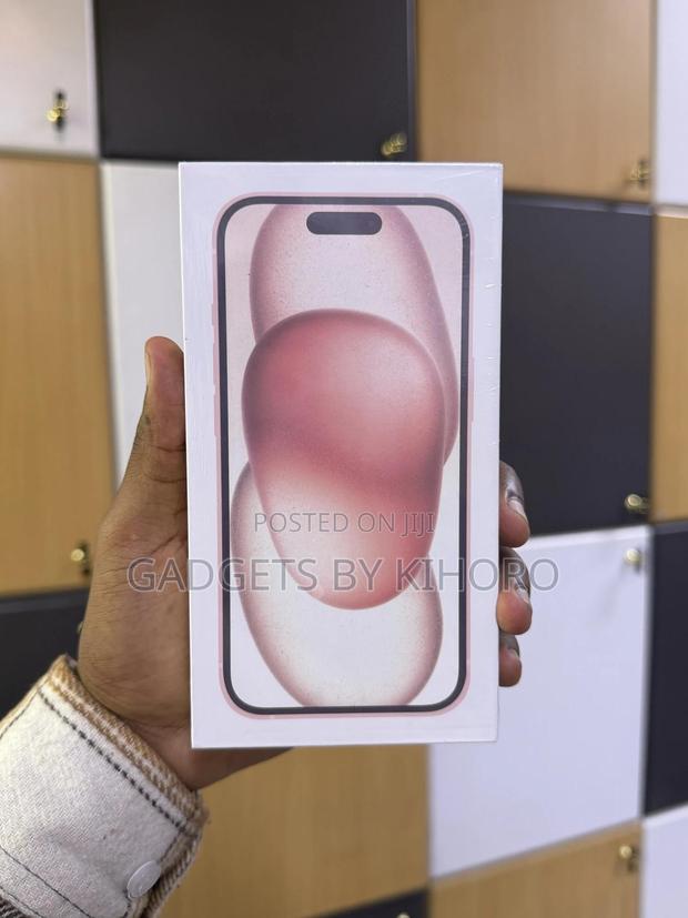 Apple iPhone 15 256 GB Pink - main view