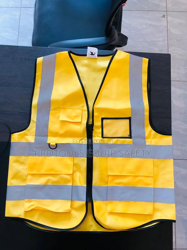 Excutive Yellow Reflector - main view