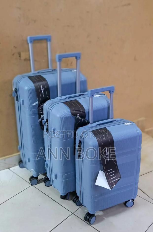 * Unbreakable Rubber Suitcase Pp 3-in-1 Suitcase