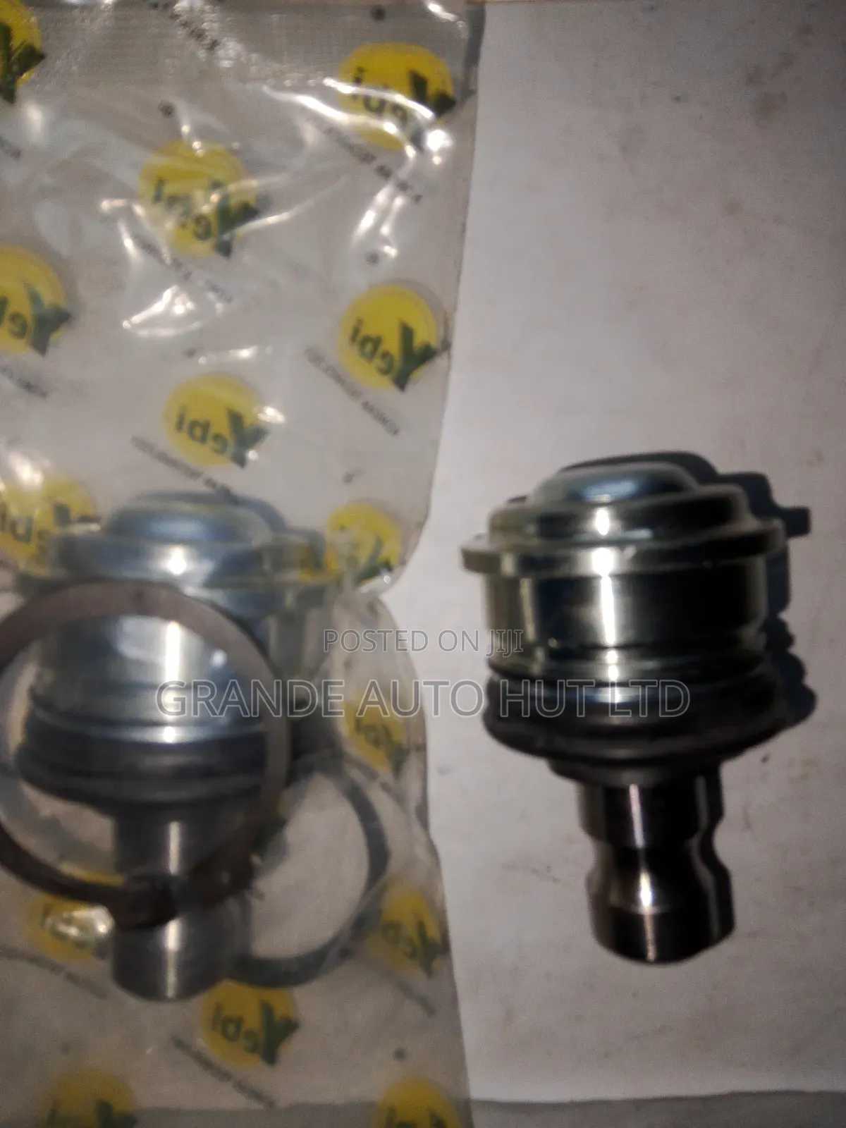 Front Ball Joint for Hyundai Santa Fe 2010 Model (Yebi Brand)