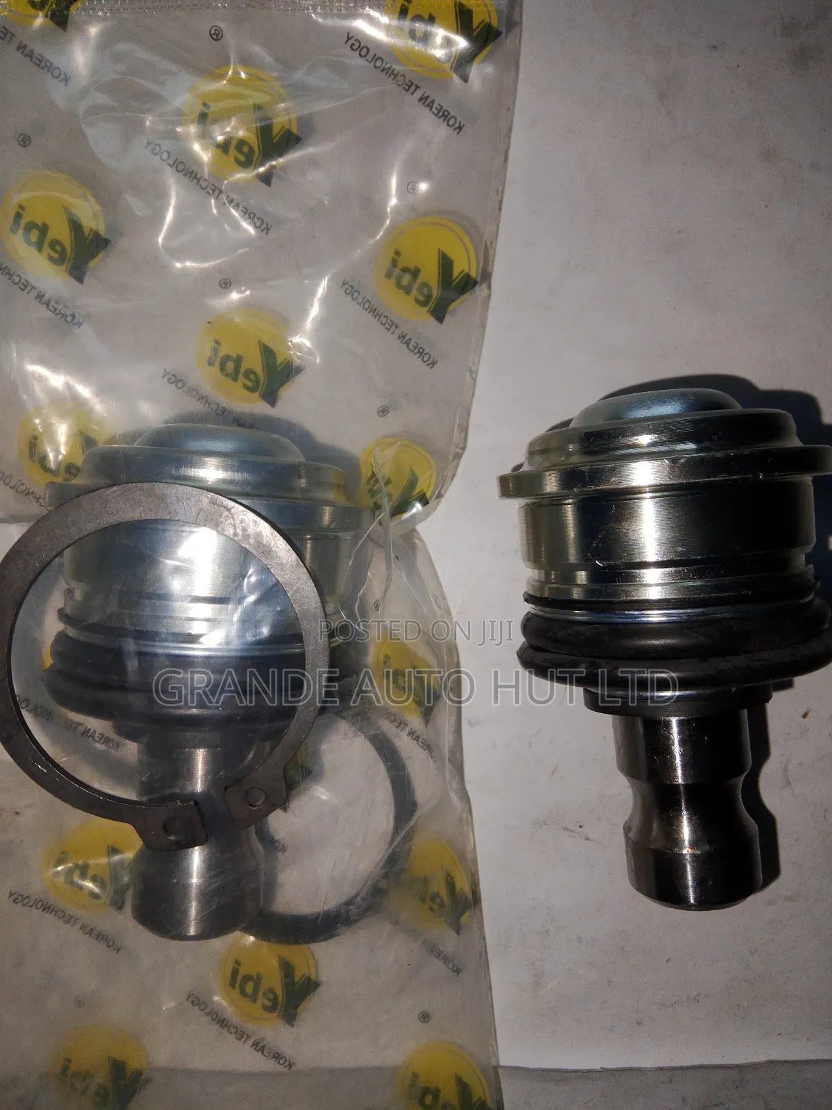 Front Ball Joint for Hyundai Santa Fe 2010 Model (Yebi Brand)