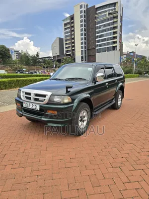 Mitsubishi Challenger 2005 Green
