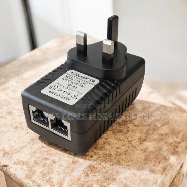 Built in Protection 24v, 48v Poe Injector Power Over Ethernet Adapter