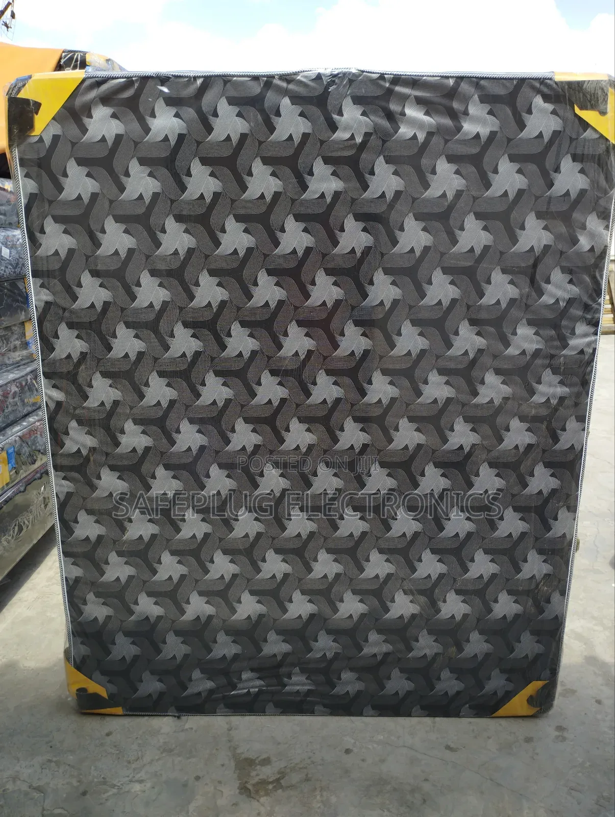 Morning Glory 5x6 8-inch Medium Quilted Mattress