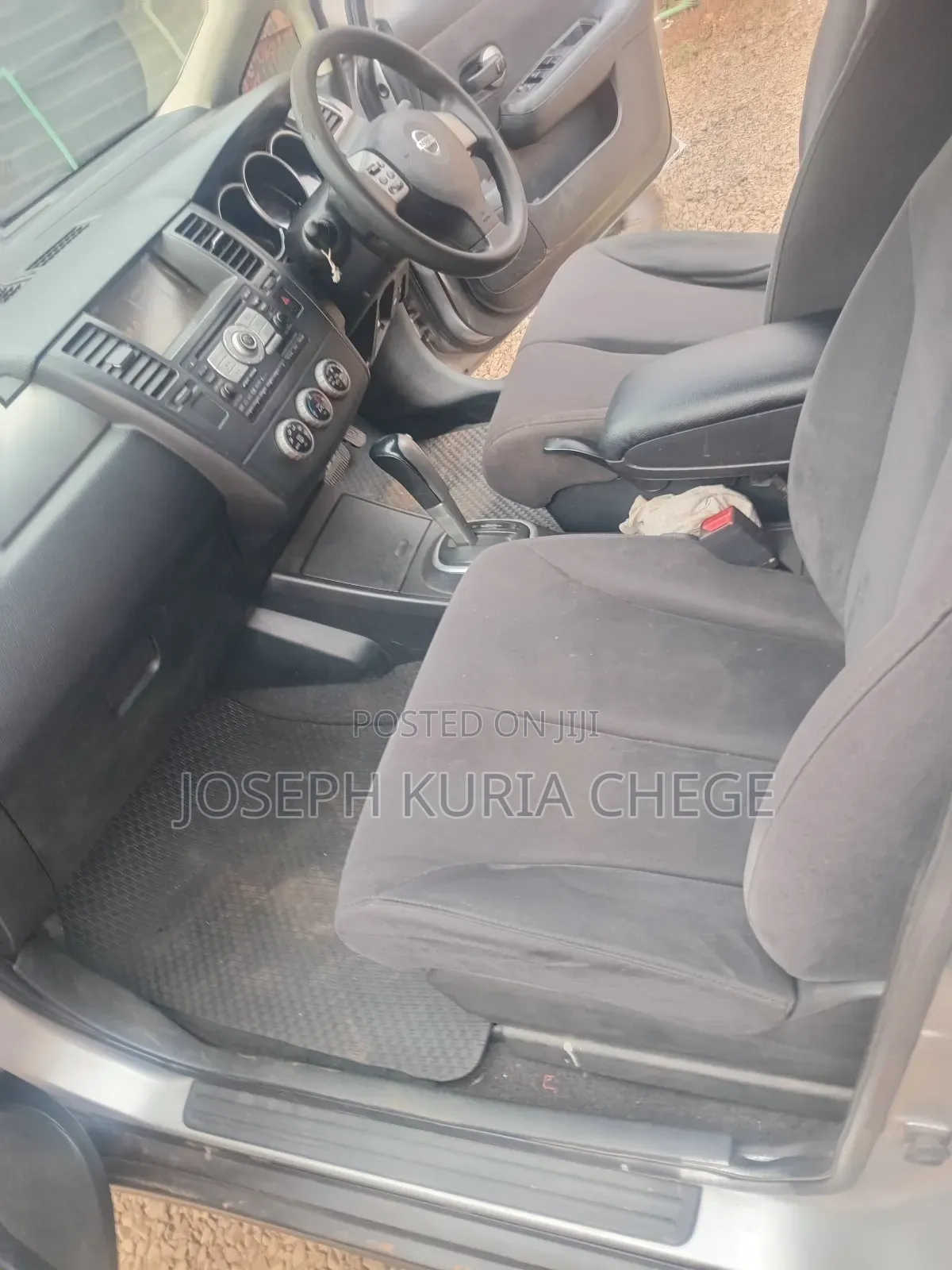 Nissan Tiida 2008 Silver