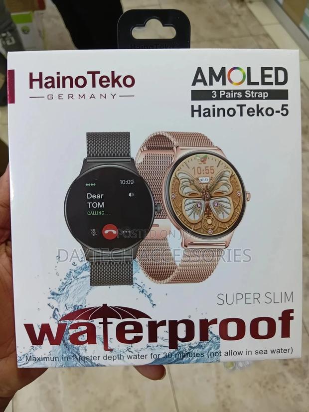 The Hainoteko-5 Ultra-Slim Round-Shaped Smartwatch.